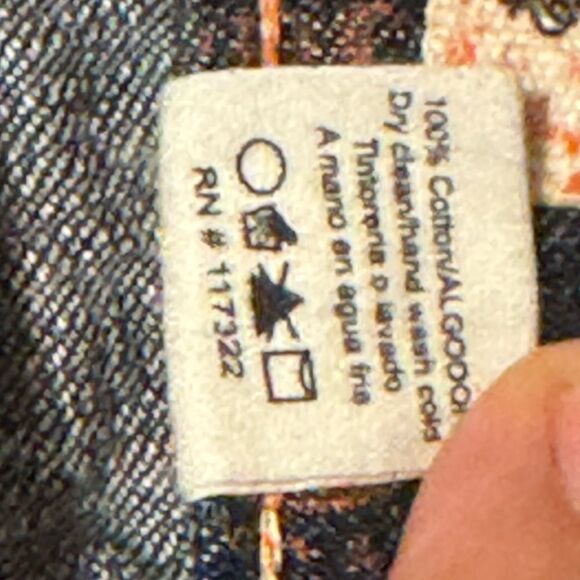 VTG LAGUNA BEACH Rare men 29 Dark Denim Shorts , skulls hardware Embroidery - Picture 8 of 10